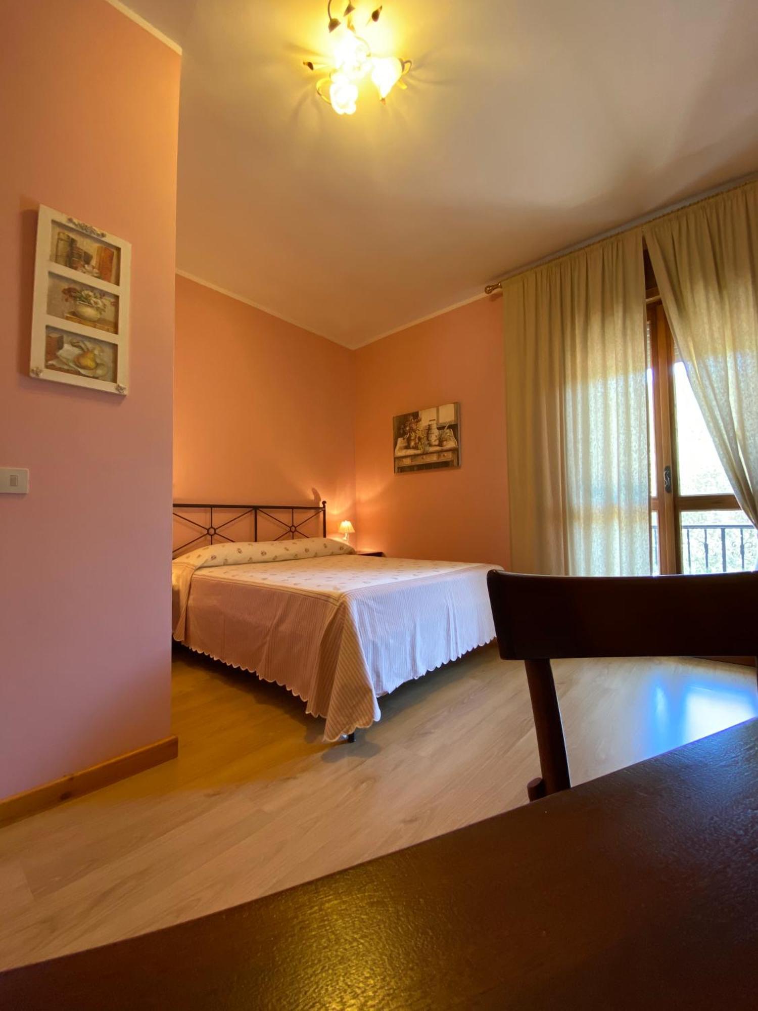 Bed and Breakfast Sogni E Colori Villanova d'Albenga Habitación foto